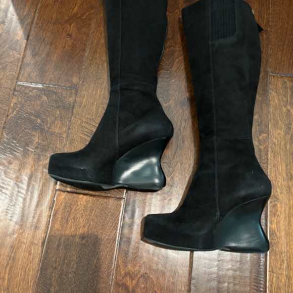 COSTUME NATIONAL BLACK SUEDE BOOTS Made in Italy - Picture 3 of 5